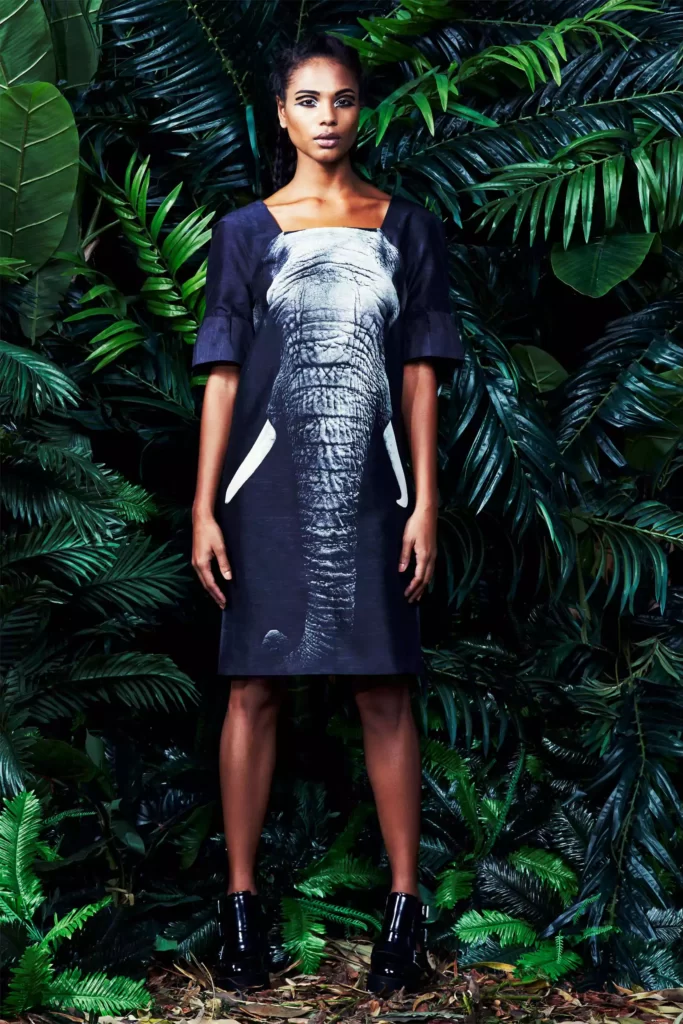 LOOK3 african elephant trunk printp dress