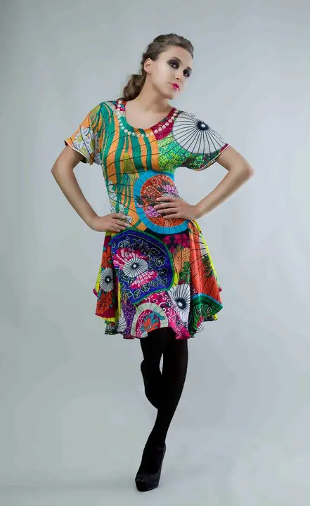 2.oriental print dress